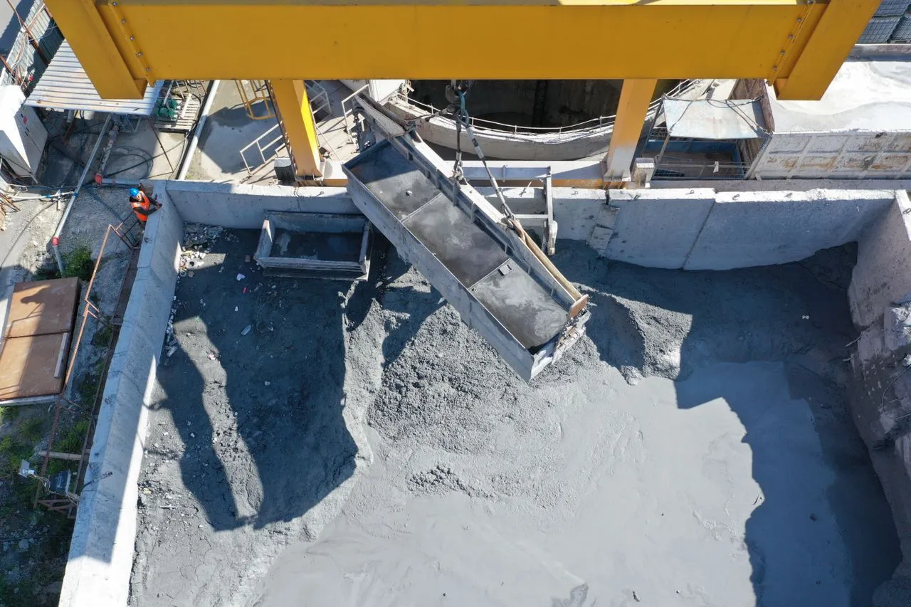 Large-scale concrete mixing operation supported by lignosulphonate admixtures for construction applications in Malaysia.